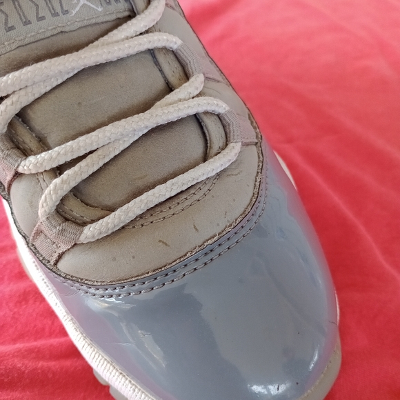 Cool Grey' Air Jordan 11  Size 5Y - Picture 9 of 10